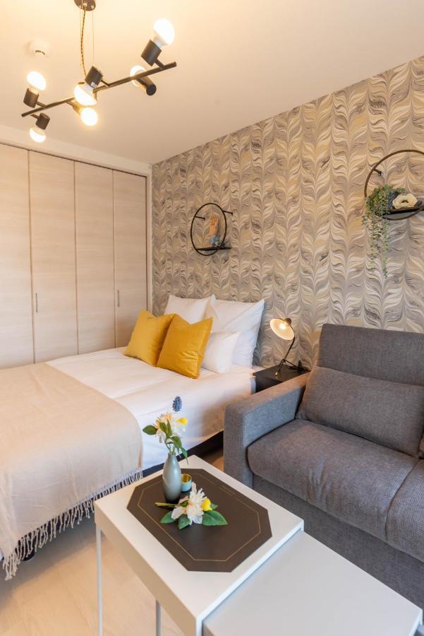 Bijou Suites Lieto Apm Osaka Esterno foto